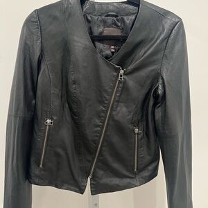 JOIE  100% leather moto jacket in black style Modele Size M
